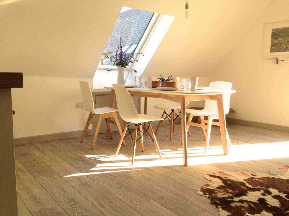 Апартаменты The Loft Pilton Экстерьер фото