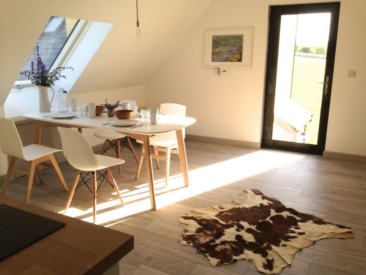 Апартаменты The Loft Pilton Экстерьер фото