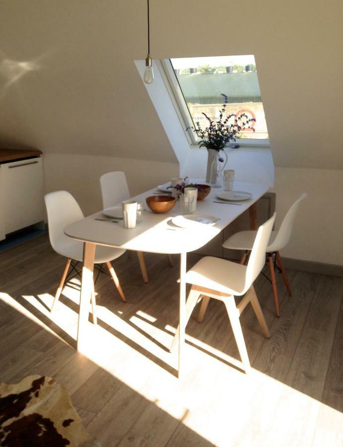 Апартаменты The Loft Pilton Экстерьер фото